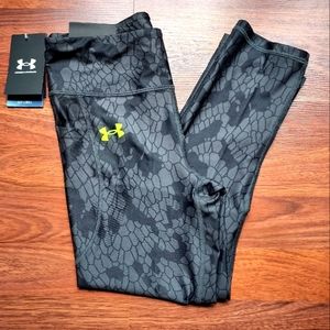 NWT Under Armour Compression Leggings